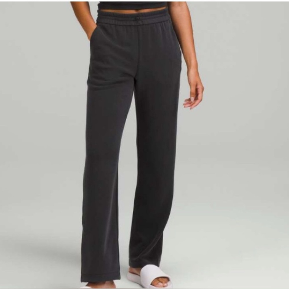 Lululemon Softstreme Gray Pant Size 4